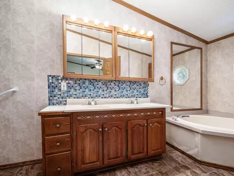 4639 Devore Rd, Mount Vernon, OH 43050 photo 24