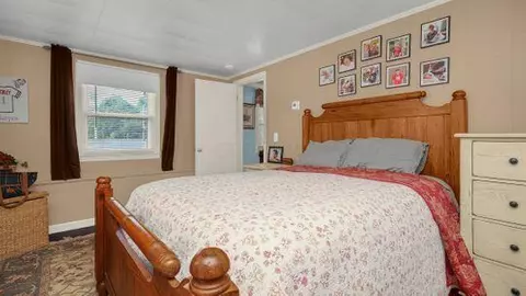 Bedroom - 150 Watt St, Circleville, OH 43113 photo 3 of 4