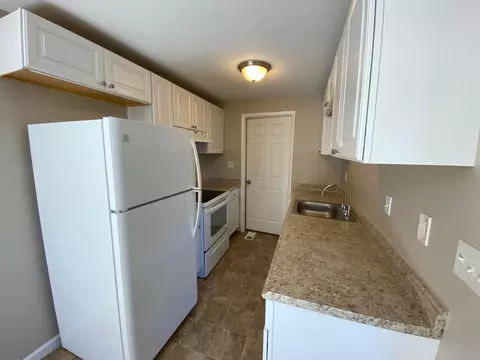 Kitchen - 535 Commanche Ct, Circleville, OH 43113 photo 1 of 2