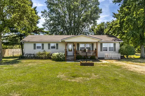 5576 Inskeep Rd NW, Washington Court House, OH 43160