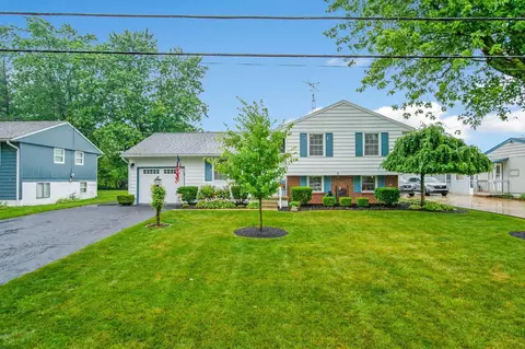 2625 Mercer Dr, Marion, OH 43302