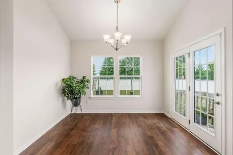 Dining - 662 Wallace Dr, Delaware, OH 43015 photo 1 of 1