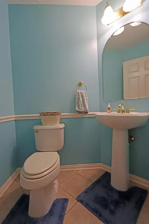 Bath - 5899 Dunabbey Loop, Dublin, OH 43017 photo 1 of 6