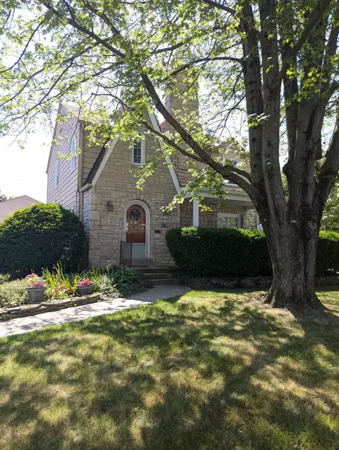 1106 Grandview Ave, Columbus, OH 43212