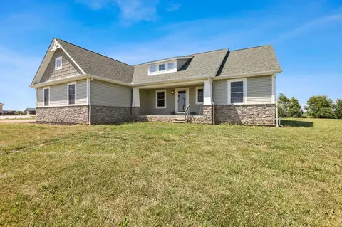 4762 Baltimore Somerset Rd NE, Pleasantville, OH 43148