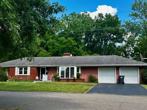 80 Thornhill Dr, Thornville, OH 43076