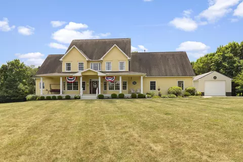 7722 Plumb Rd, Galena, OH 43021
