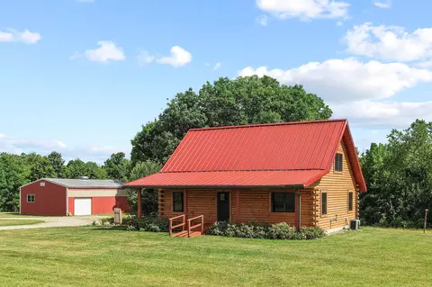 463 Pleasantville Rd NW, Baltimore, OH 43105