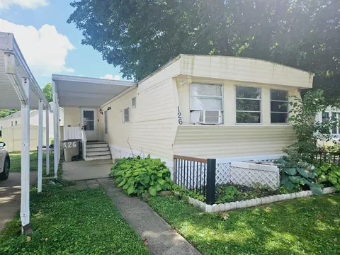 2445 Columbus Lancaster Rd NW #126, Lancaster, OH 43130