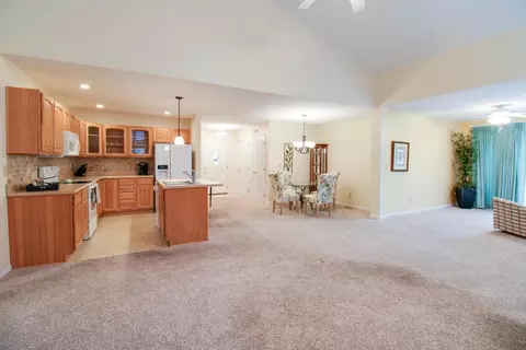 1487 Eagle Pass Dr, Marion, OH 43302 photo 12