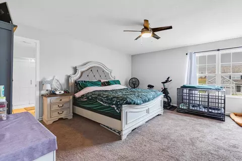 Bedroom - 244 Rolling Acre Dr, Lithopolis, OH 43136 photo 7 of 11