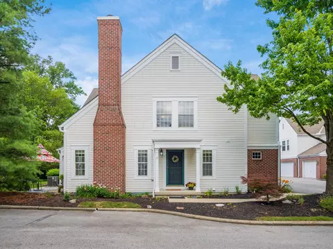 5353 Crossing Ln, Dublin, OH 43016