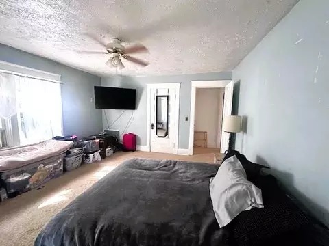 Bedroom - 460 E Madison Ave, Springfield, OH 45503 photo 6 of 7