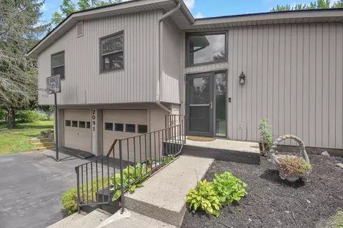 2091 Huron Dr, London, OH 43140