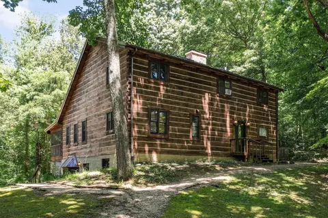 26018 Wildcat Hollow Rd, Rockbridge, OH 43149