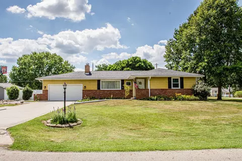 5050 Nelson Dr, South Bloomfield, OH 43103