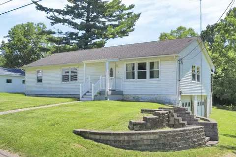 36 Beechwood Dr, Alexandria, OH 43001