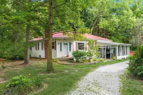 5601 Shannon Rd, Canal Winchester, OH 43110