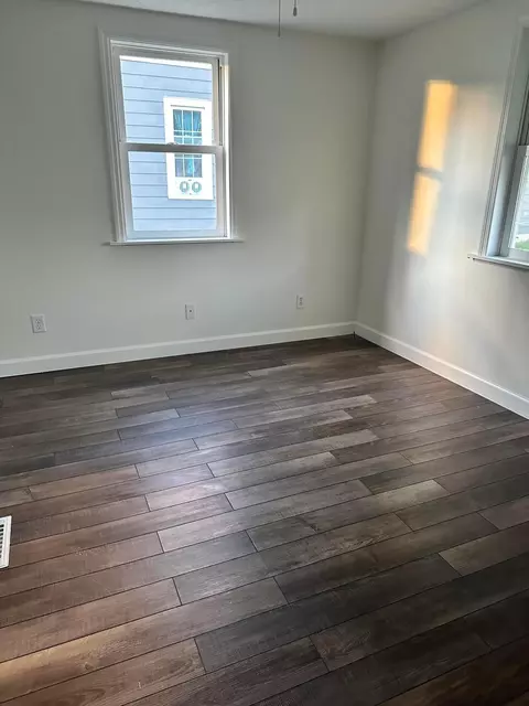 Bedroom - 725 Park St, Willard, OH 44890 photo 1 of 1