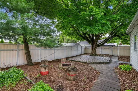 567 E Weber Rd, Columbus, OH 43202 photo 32