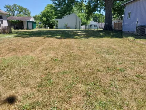 808 Mirabeau St, Greenfield, OH 45123