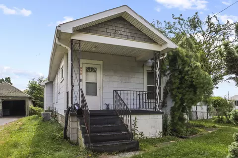 Exterior - 896 S Prospect St, Marion, OH 43302 photo 2 of 7