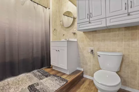 Bath - 896 S Prospect St, Marion, OH 43302 photo 1 of 1