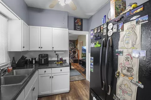 Kitchen - 896 S Prospect St, Marion, OH 43302 photo 2 of 3
