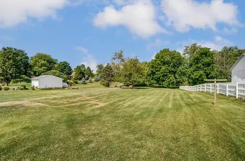 5609 S Pitchin Rd, Springfield, OH 45502 photo 38