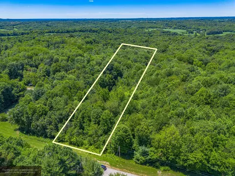 8189 Wesley Chapel Rd, Somerset, OH 43783