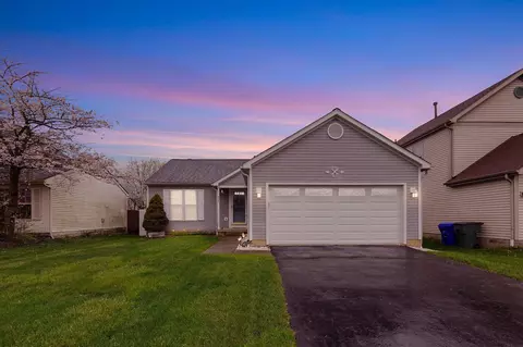 835 Wallinger Dr, Galloway, OH 43119