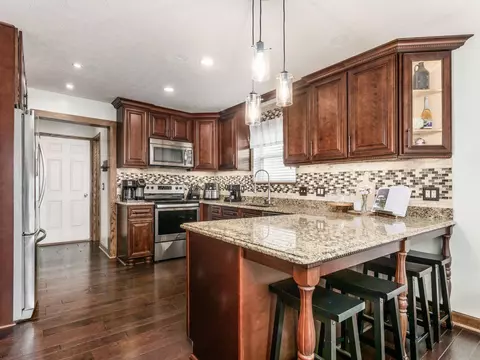 Kitchen - 6112 Nasby Dr, Galloway, OH 43119 photo 1 of 4