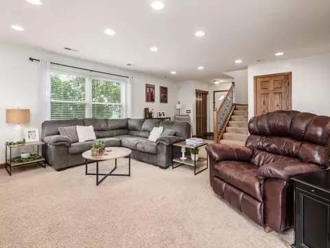 Living - 6112 Nasby Dr, Galloway, OH 43119 photo 1 of 3