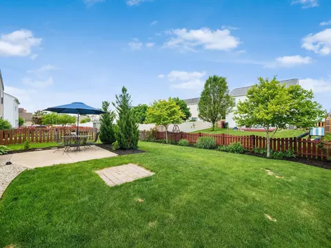 Exterior - 6112 Nasby Dr, Galloway, OH 43119 photo 7 of 14