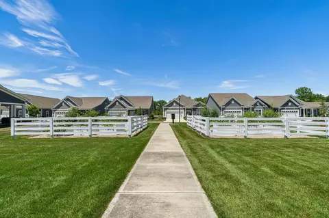 12675 Sutton St, Pickerington, OH 43147 photo 40