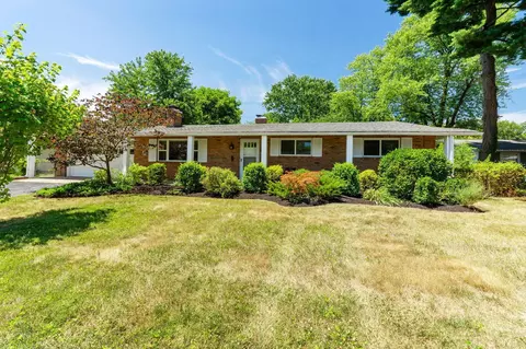 307 Rivers End Rd, Columbus, OH 43230