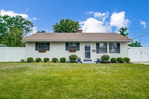 5392 Morning Dr, Hilliard, OH 43026