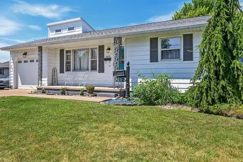 1813 Zimmer St, Lancaster, OH 43130