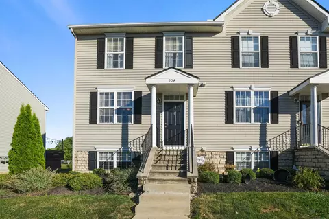 228 Millpond Rd, Sunbury, OH 43074