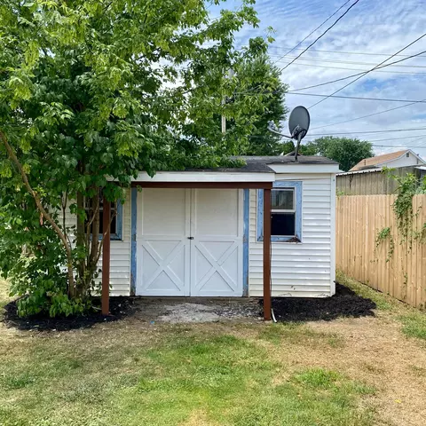579 Maple Ave, Newark, OH 43055 photo 8