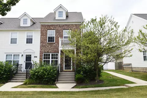 605 Lazelle Rd, Westerville, OH 43081