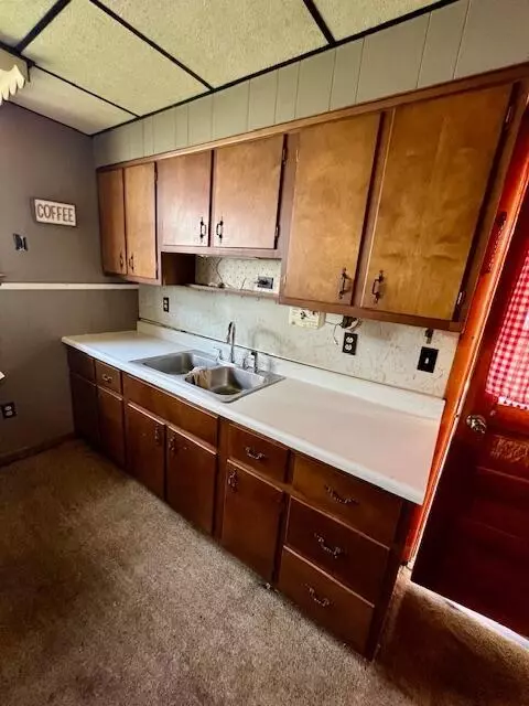 Kitchen - 15 Broad St, Glouster, OH 45732 photo 1 of 2
