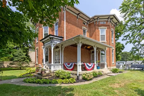 12 Morning St, Sunbury, OH 43074