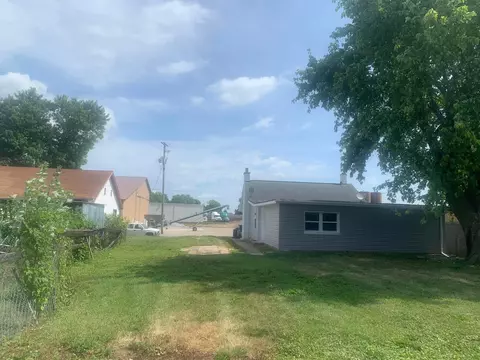 329 E Corwin St, Circleville, OH 43113 photo 34