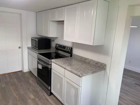 329 E Corwin St, Circleville, OH 43113 photo 14