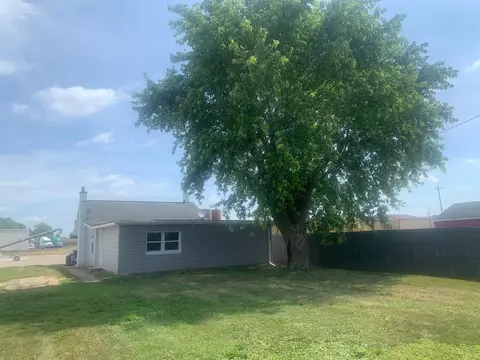 329 E Corwin St, Circleville, OH 43113 photo 33