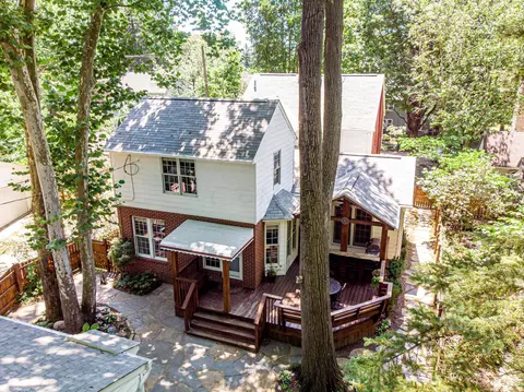 356 Gudrun Rd, Columbus, OH 43202