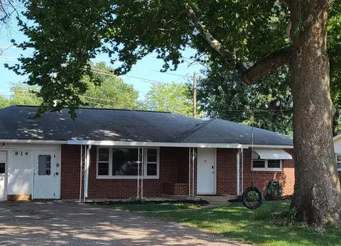 814 Wayne Dr, Heath, OH 43056