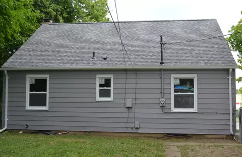 Exterior - 1031 W Jefferson St, Springfield, OH 45506 photo 6 of 8
