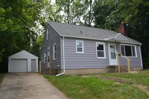 Exterior - 1031 W Jefferson St, Springfield, OH 45506 photo 4 of 8